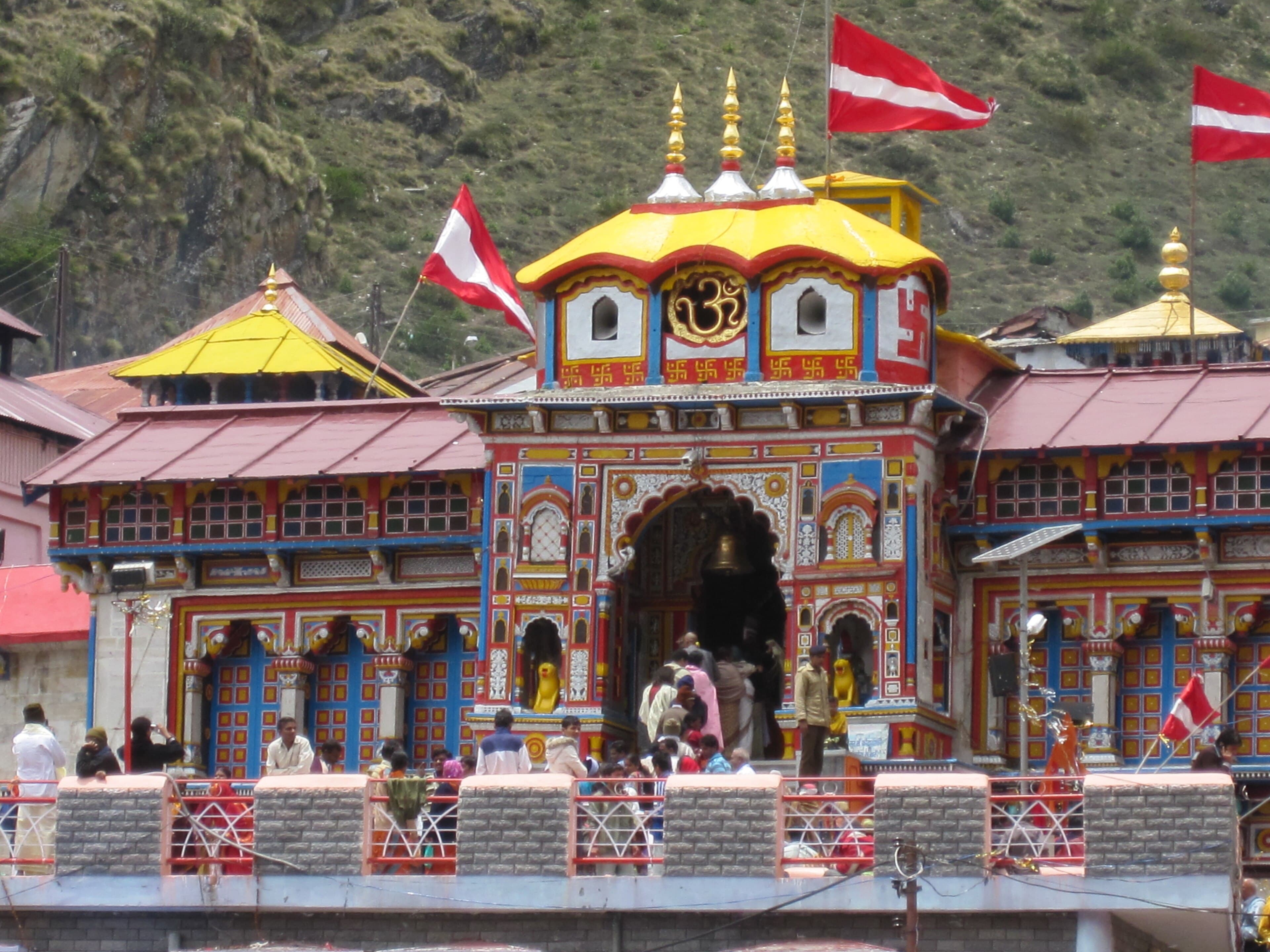 Snow-dusted Himalayan mountains near a pilgrimage site